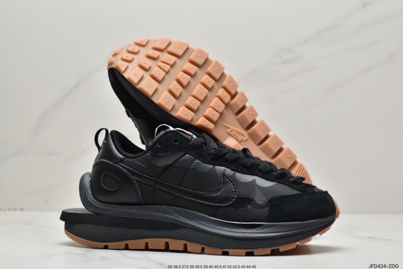 Sacai X Nike regasus vaporrly